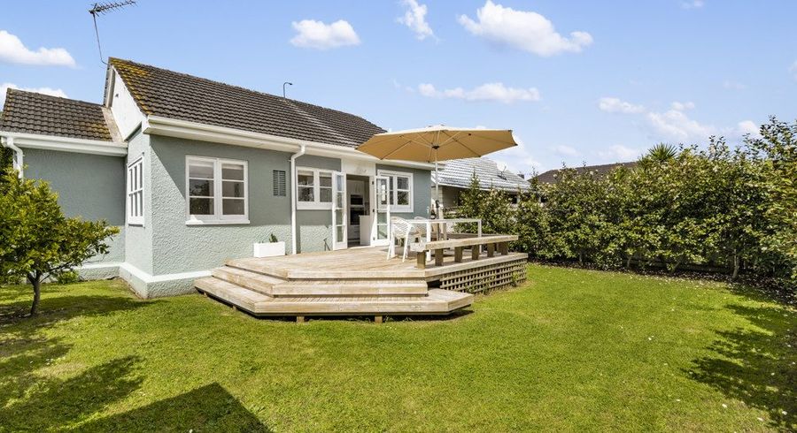  at 22 Panorama Road, Mount Wellington, Auckland