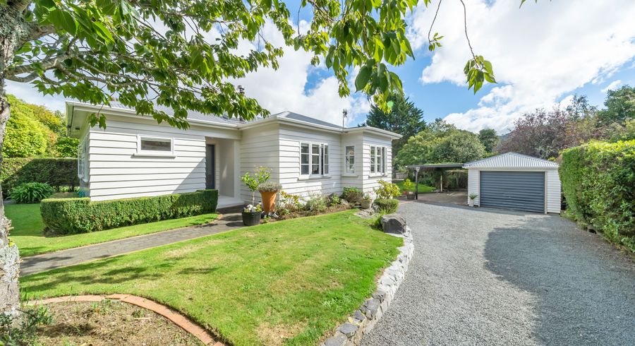  at 53 Heretaunga Square, Silverstream, Upper Hutt