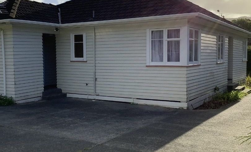  at 105 Main Road, Wainuiomata, Lower Hutt