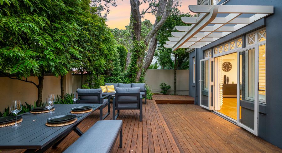  at 270 Hurstmere Road, Takapuna, North Shore City, Auckland