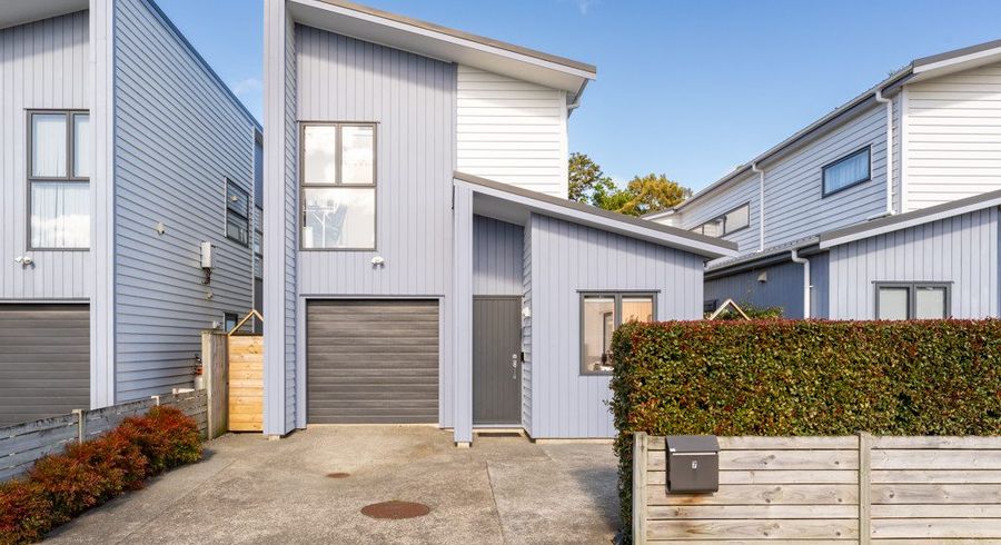 at 7 Tapuwae Way, Mangere Bridge, Manukau City, Auckland