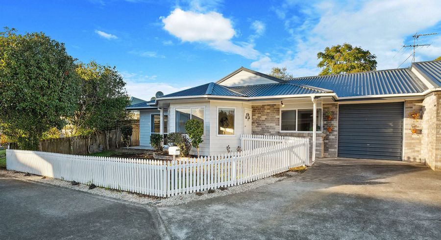  at 299B Glengarry Road, Glen Eden, Waitakere City, Auckland