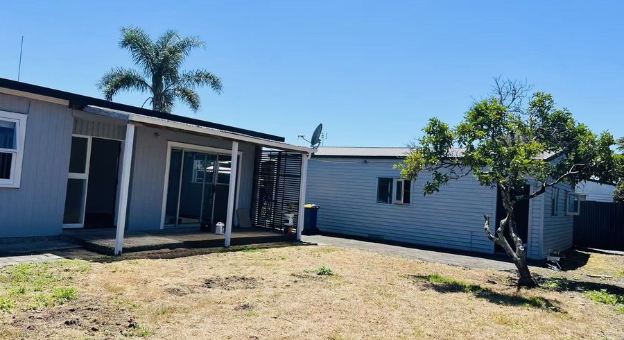  at 8A Ranui Station Road, Ranui, Waitakere City, Auckland