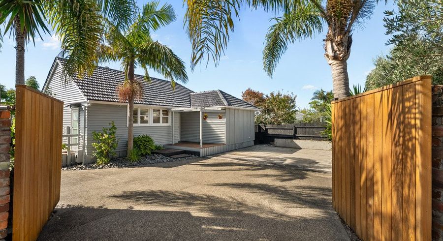  at 94A Bayswater Avenue, Bayswater, North Shore City, Auckland