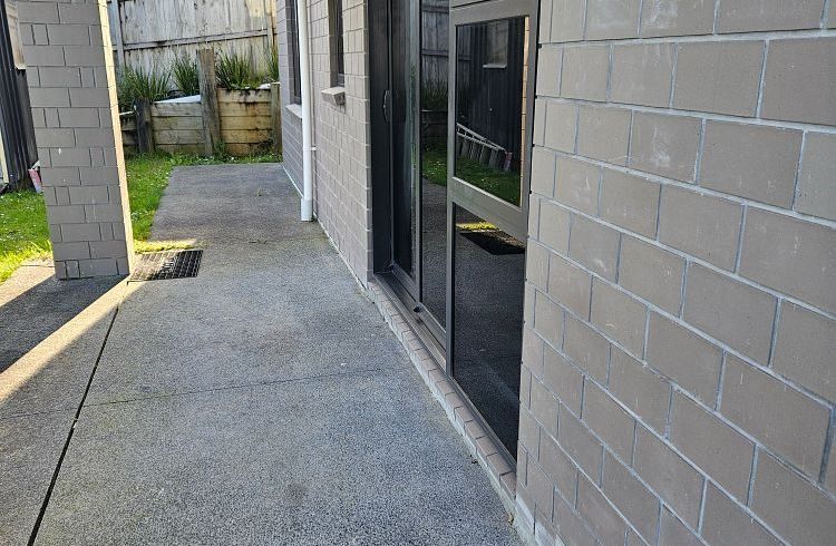  at 22 Waltham Street, Henderson, Waitakere City, Auckland