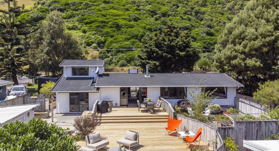  at 222 Main Road South, Raumati South, Kapiti Coast, Wellington