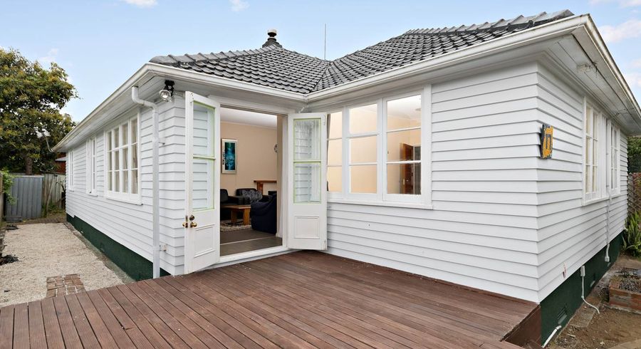  at 17 Phyllis Street, Mount Albert, Auckland