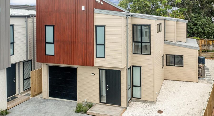  at 6D Pax Avenue, Forrest Hill, Auckland