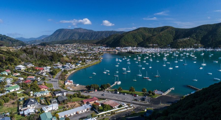  at 13 Arthur Crescent, Waikawa, Picton