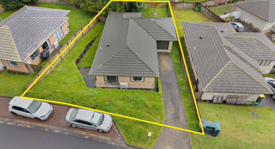  at 14 Dovey Place, Massey, Waitakere City, Auckland