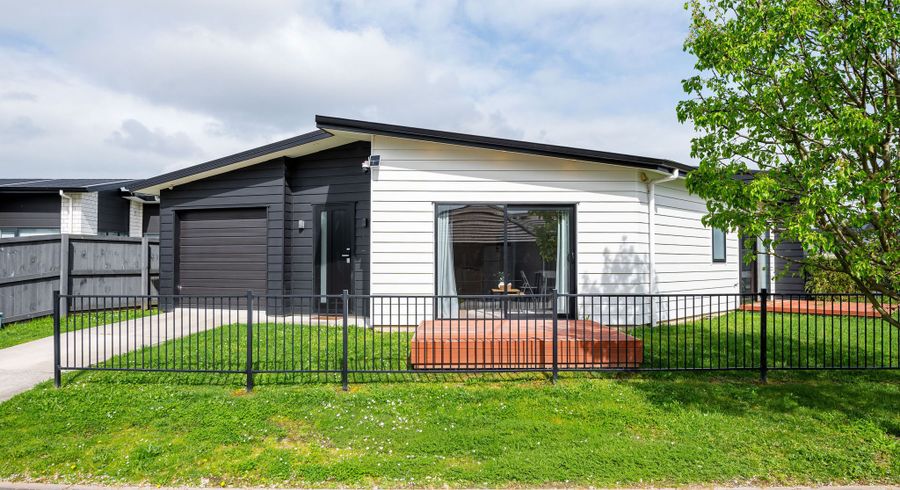  at 2/31 Maggie Place, Chartwell, Hamilton, Waikato