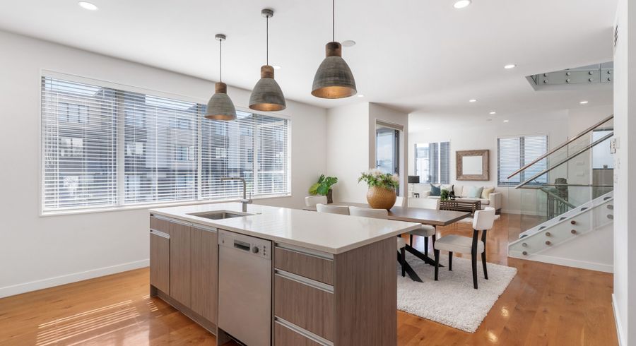  at 20 Windlass Street, Long Bay, North Shore City, Auckland