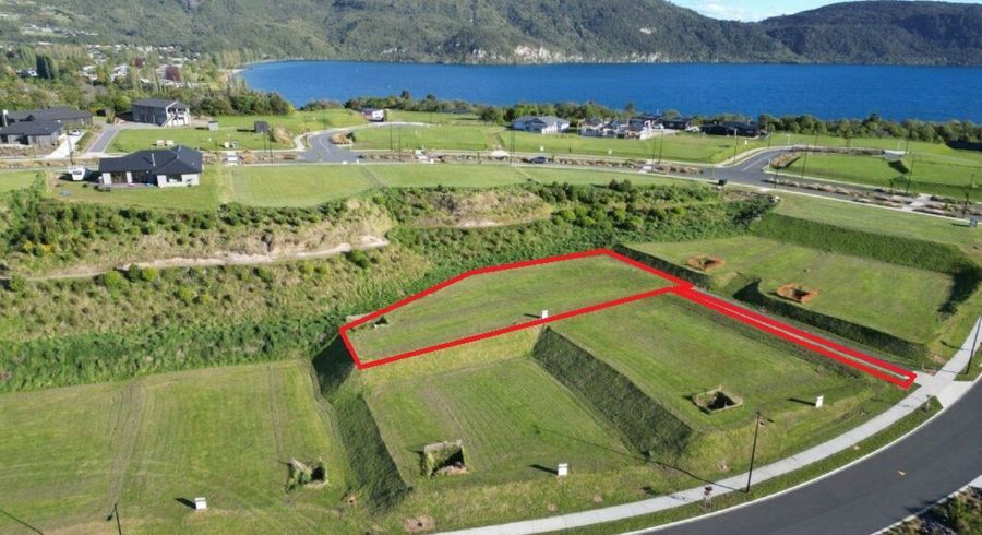  at 8 Otaketake Drive, Kinloch, Taupo, Waikato