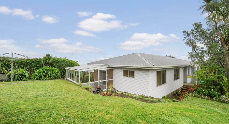  at 15 Padnell Crescent, Paparangi, Wellington