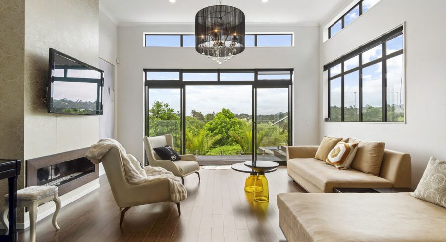  at 16 Schopolo Place, Schnapper Rock, Auckland