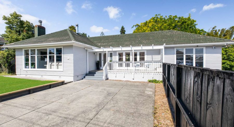  at 51 Clayburn Road, Glen Eden, Auckland