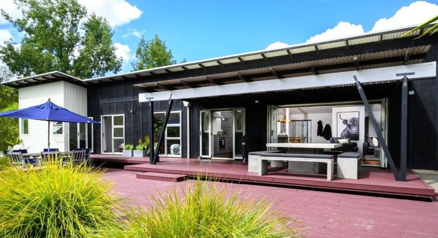  at 8 Pineview Lane, Helensville, Helensville