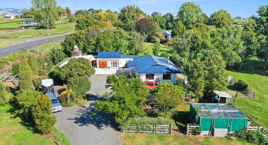  at 3127 Cambridge Road, Rotoorangi