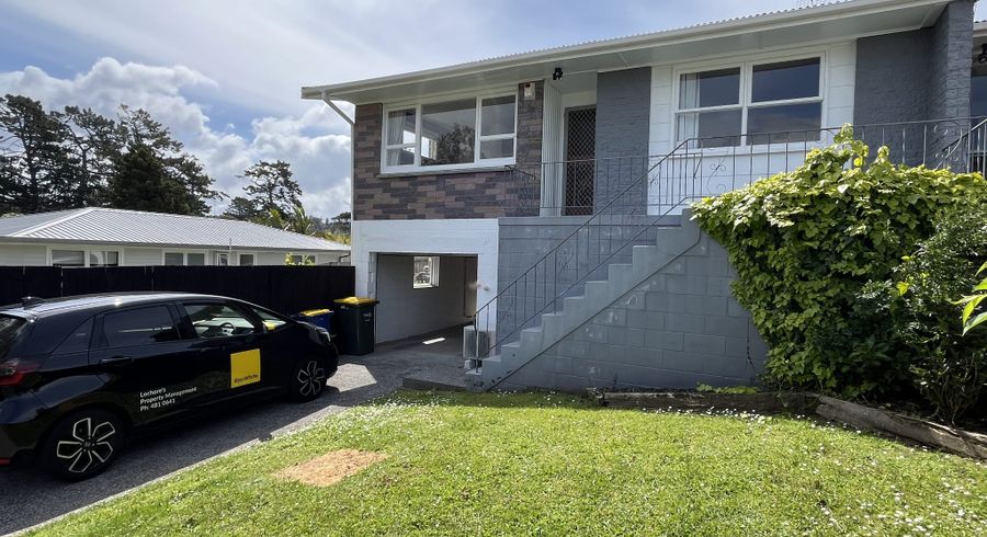  at 2/32 PARAGON AVE, Beach Haven, Auckland