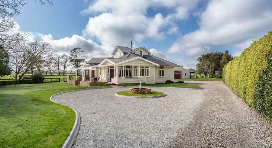  at 152 Marshmeadow Road, Newstead