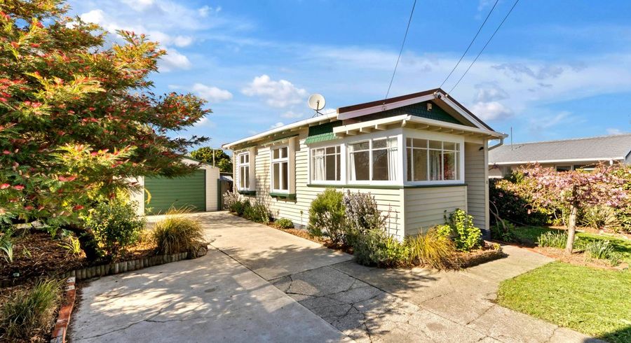  at 52 Hay Street, Bromley, Christchurch City, Canterbury