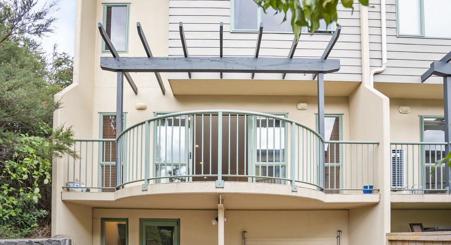  at 17/2 Onehunga Harbour Road, Onehunga, Auckland