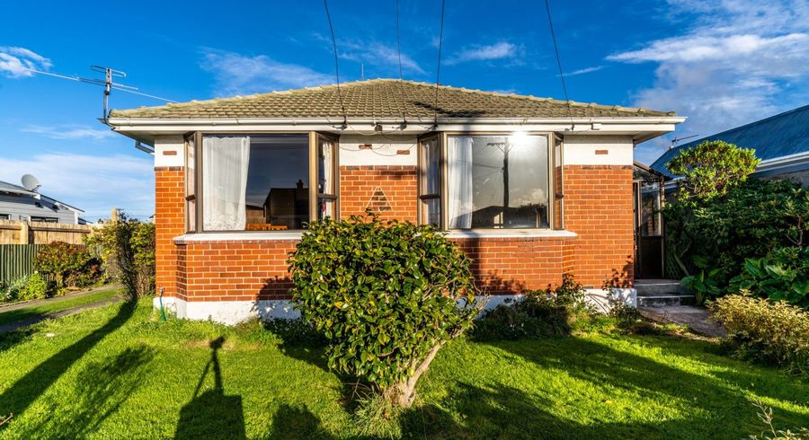  at 16 Eskvale Street, Saint Kilda, Dunedin