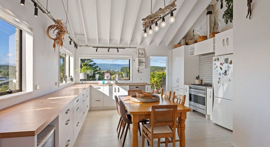  at 14 Koromiko Street, Otaki Beach, Kapiti Coast, Wellington