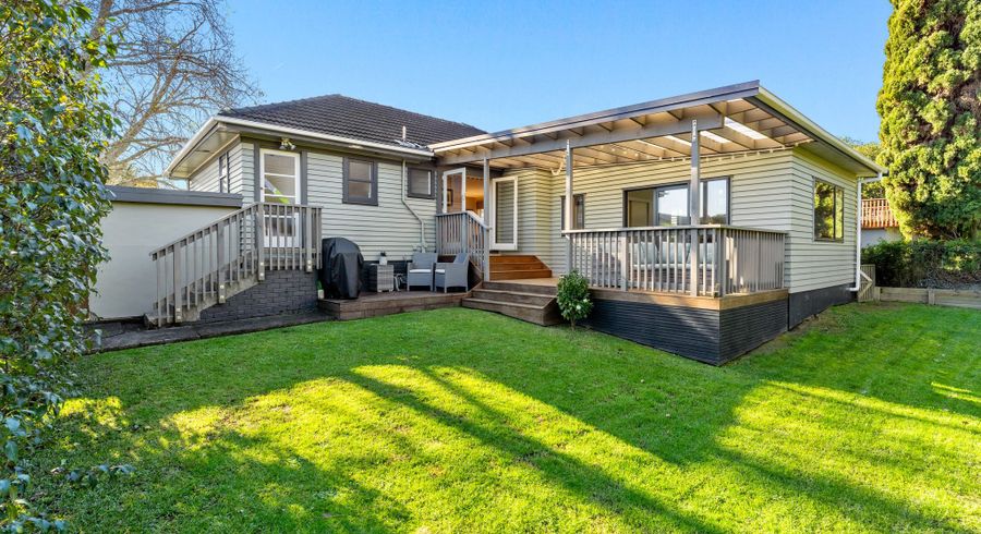  at 14 Rosecamp Road, Beach Haven, North Shore City, Auckland