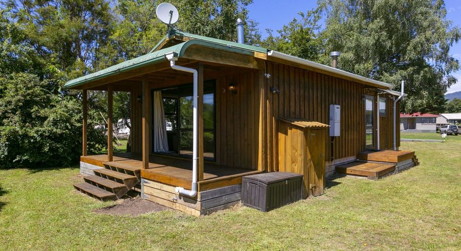  at 7 Rea Grove, Turangi