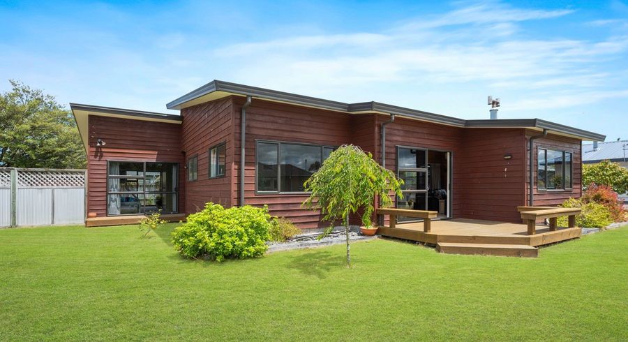  at 7 Lakemere Way, Kinloch, Taupō