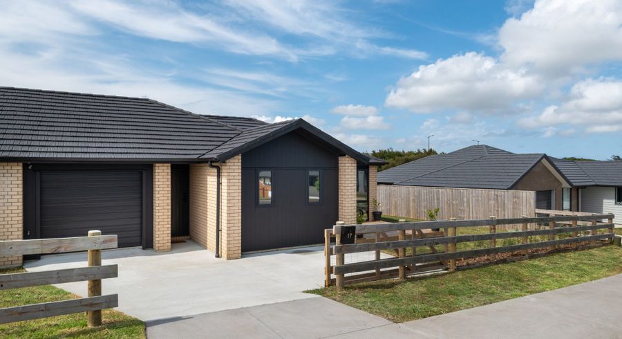  at 17 Omahuru Road, Glenbrook, Franklin, Auckland