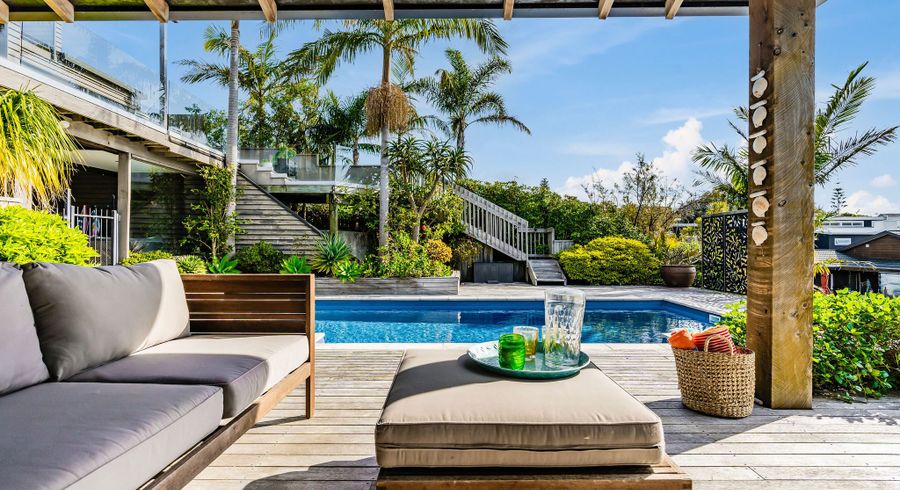  at 20 De Luen Avenue, Tindalls Beach, Whangaparaoa