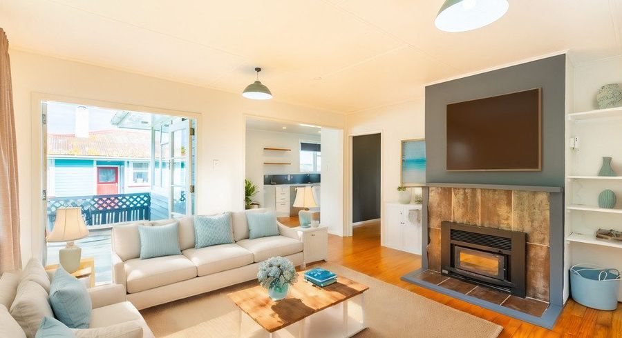  at 8 Shelley Street, Titahi Bay, Porirua