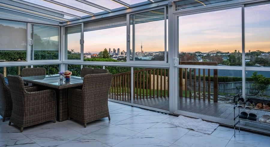  at 26 Waimana Avenue, Northcote Point, North Shore City, Auckland
