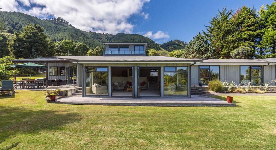  at 37 Hadfield Road, Peka Peka