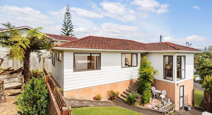  at 6 Adam Sunde Place, Glen Eden, Waitakere City, Auckland