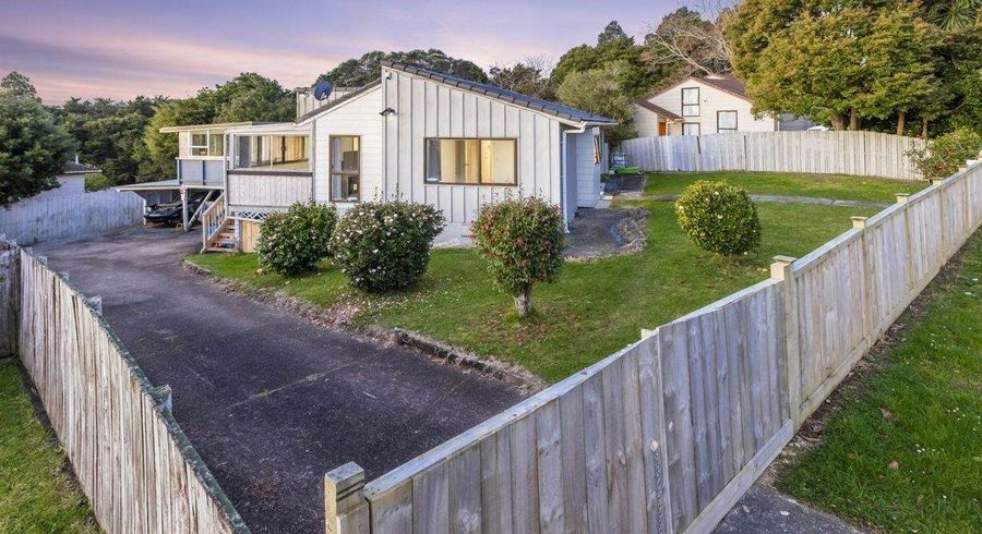  at 46 Banyan Drive, Totara Heights, Auckland