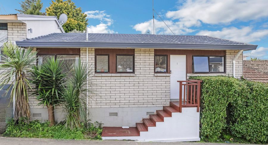  at 1/26 Okareka Place, Pakuranga Heights, Manukau City, Auckland