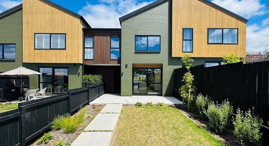  at 3 Golden Fall Road, Hobsonville, Waitakere City, Auckland