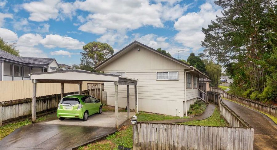  at 33 Claverdon Drive, Massey, Waitakere City, Auckland