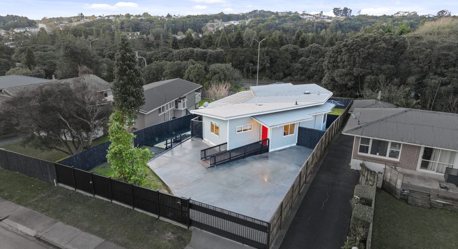  at 40 Lawrence Crescent, Hill Park, Manukau City, Auckland