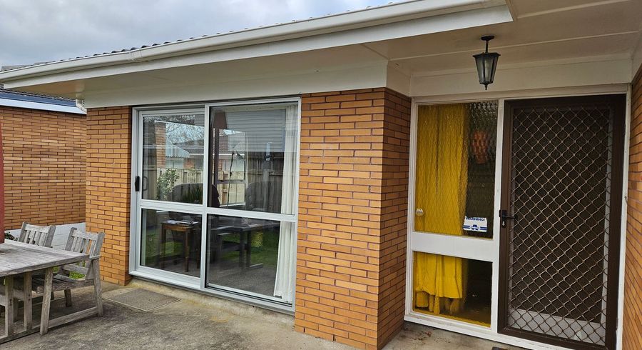  at 2/46 Tawhiri Road, One Tree Hill, Auckland City, Auckland