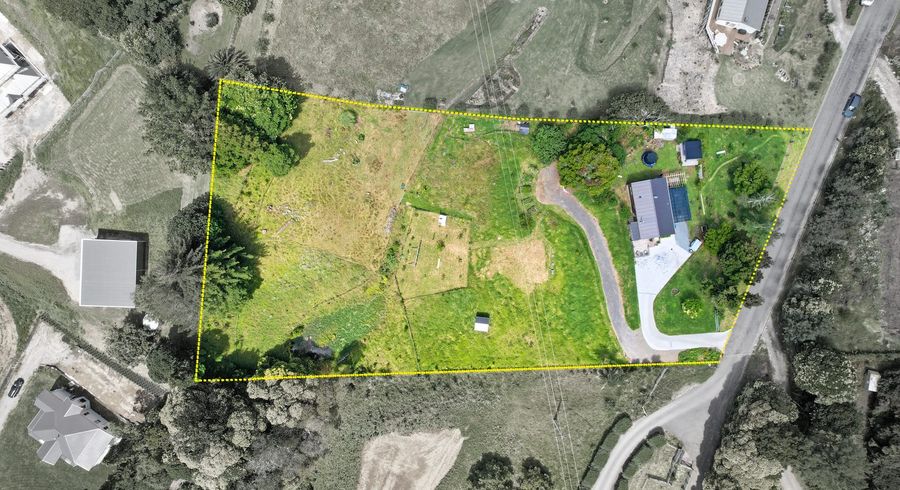  at 48 Corbett Drive, Minden, Tauranga