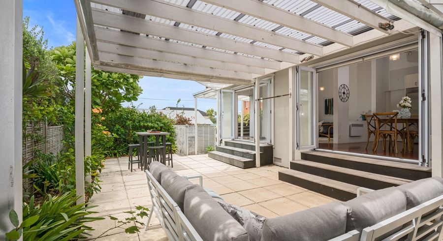  at 1/11 Rewiti Avenue, Takapuna, Auckland
