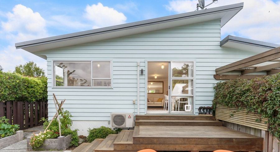  at 6B Ely Grove, Wainuiomata, Lower Hutt, Wellington