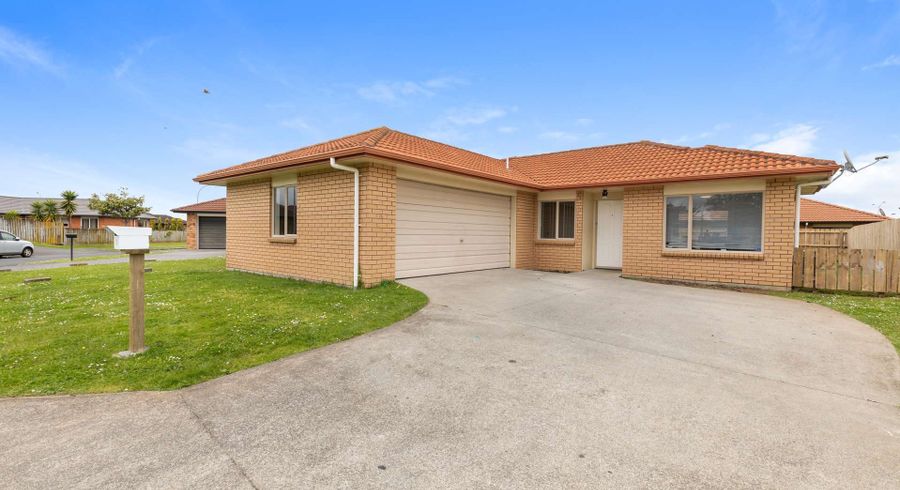  at 6 Stardon Place, Favona, Auckland
