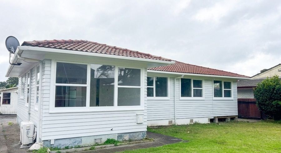  at 4 Wickman Way, Mangere East, Manukau City, Auckland