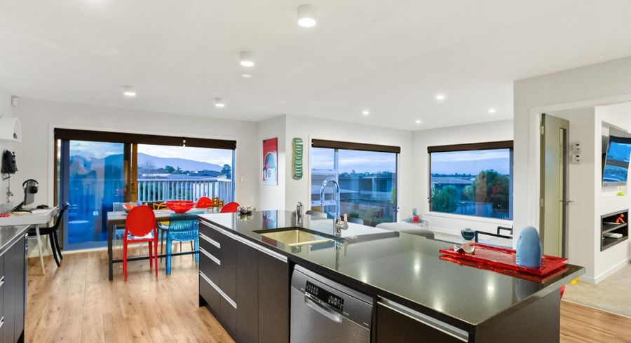  at 44 Simpson Crescent, Raumati Beach, Kapiti Coast, Wellington