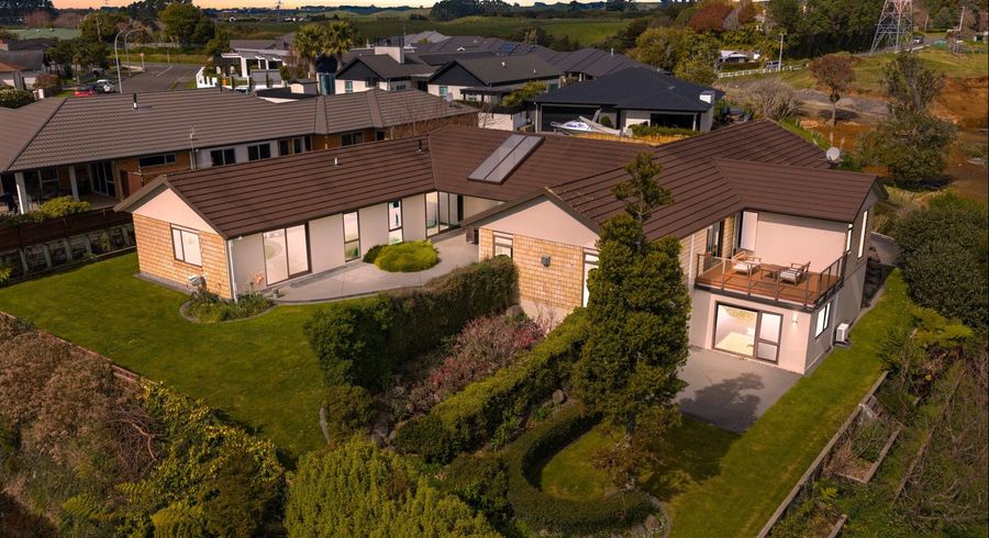  at 5B Tupuhi Place, Highlands Park, New Plymouth, Taranaki